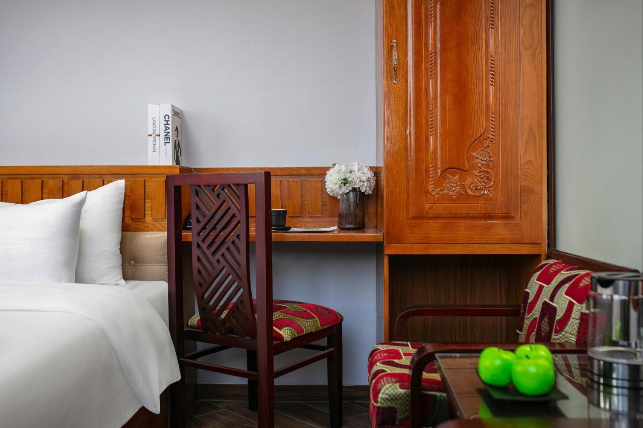 Cristina Center Hotel & Spa Hanoi Bagian luar foto